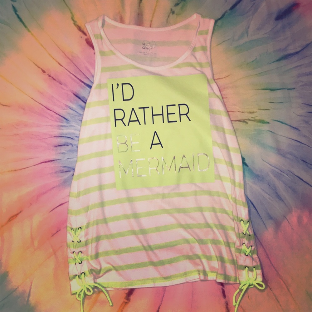 🧜‍♀️ I’d rather be a mermaid tank